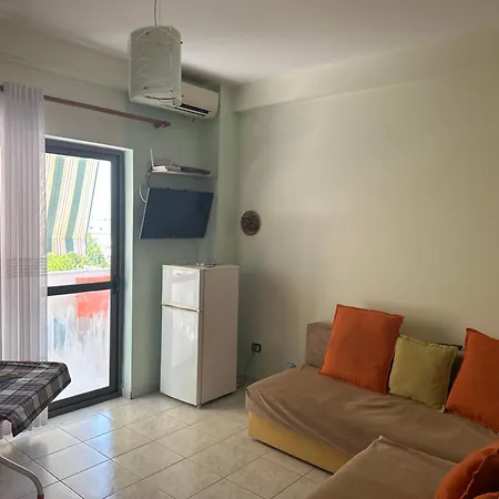 Alb Apartament *